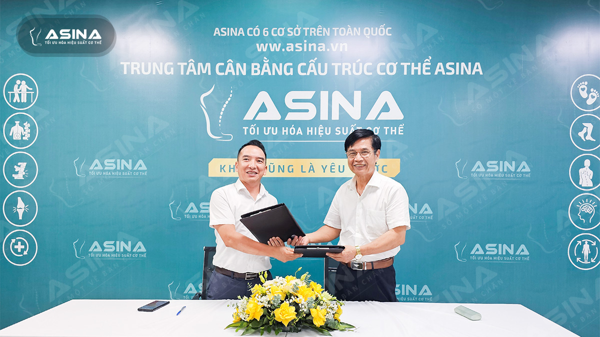ASINA Chính Thức Ký Kết Hợp Tác Chuyên Môn Cùng Thầy Thuốc Ưu Tú – BSCKII TRẦN VĂN LÝ
